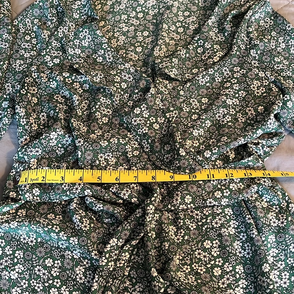Max Studio faux-wrap ruffle-trim blouse - Picture 7 of 8